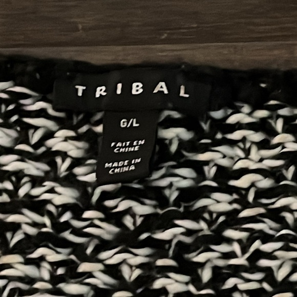 Tribal Black and white knit sweater with fringe, size large - Picture 4 of 6